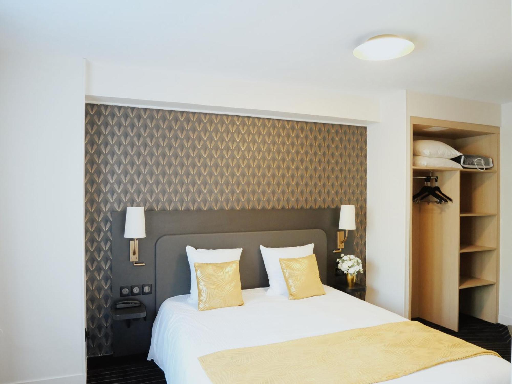 Logis Le Clos Deauville Saint Gatien ภายนอก รูปภาพ